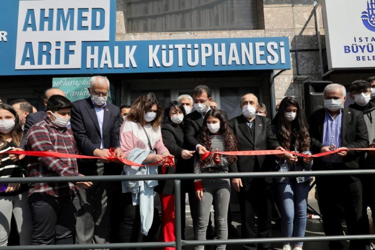 İBB’den, Gazi Mahallesi’nde Ahmed Arif Halk Kütüphanesi…