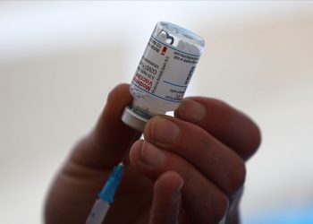 Araştırma: Moderna’nın Kovid-19 aşısı, Pfizer-BioNTech’den daha çok yan etkiye yol açıyor