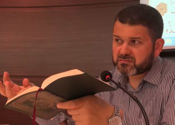 Deist olan ilahiyatçı İsmailağa’dan çıktı