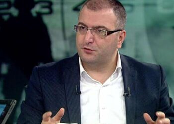 Türkiye Gazetesi Cem Küçük’ün Halil Falyalı yazısını sildi
