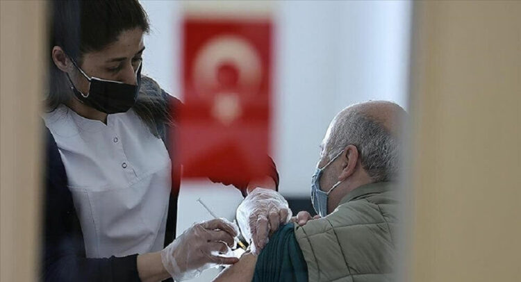 Aşı kartında yeni dönem: HES uygulaması üzerinden çıkarılabilecek