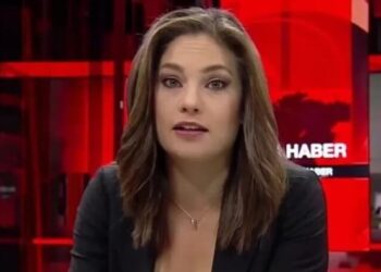 Nevşin Mengü’den Erdoğan’ın önündeki su bardağıyla ilgili dikkat çeken paylaşım