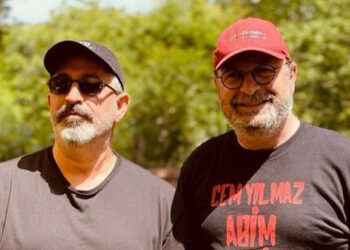 Cem Yılmaz’dan Çağan Irmak’a film önerisi