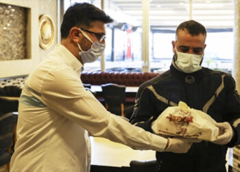 Yeme-içme yerlerinin çalışma saatleri yarından itibaren değişiyor