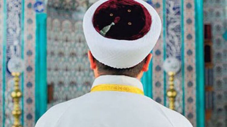 Müftülükte skandal! Bağış yapmayan imamları ‘CHP’nin imamı’ diyerek fişlediler