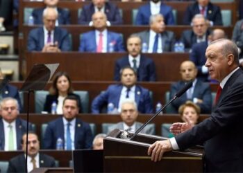 AKP o isimlerin üstünü çizdi