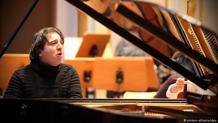 Süleyman Soylu’nun yayınına ünlü piyanist Fazıl Say da tepki gösterdi