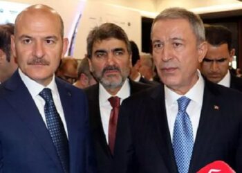 AKP’de kazan kaynıyor: Süleyman Soylu’nun hedefi Berat Albayrak ve Hulusi Akar!