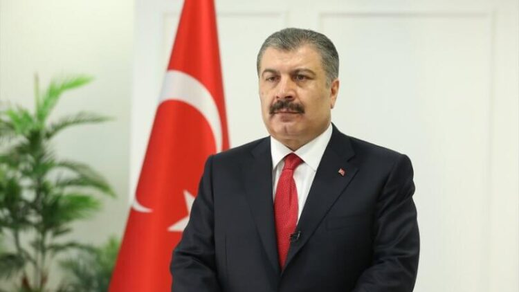 Bakan Koca övünerek anlatmıştı… Sağlık Bakanlığı bunda da geri adım attı!