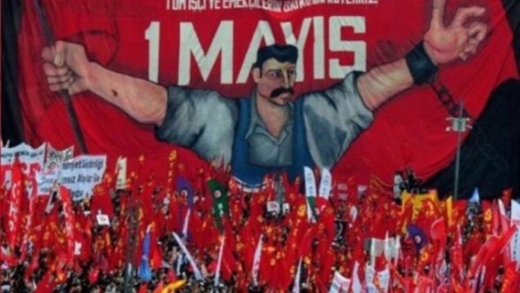 İş yerleri, fabrikalar, evler ve balkonlar… 1 Mayıs her yerde!