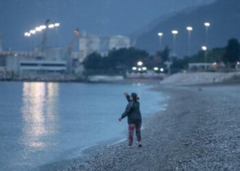 Hıdrellez yasakları unutturdu: Denize dilek akını