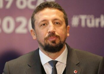 Hidayet Türkoğlu’na Instagram şoku