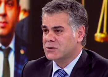 Türkiye gazetesi Süleyman Özışık’ın yazılarına son verdi