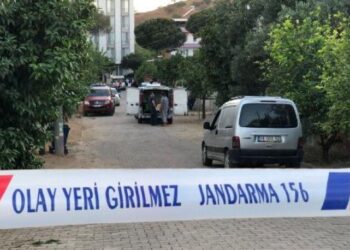 38 yaşındaki market sahibi aracında ölü bulundu