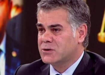Süleyman Özışık Türkiye gazetesine böyle veda etti: Onurum kabul etmiyor