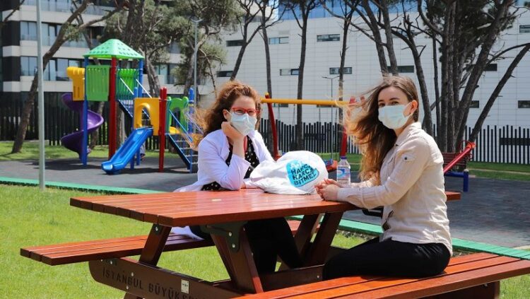 Kartal’da yenilenen parklar pandemi döneminde vatandaşların hizmetinde