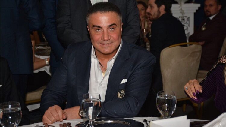 Kılıçlar çekildi: Sedat Peker videoları AKP’yi ikiye böldü, saflar netleşti!