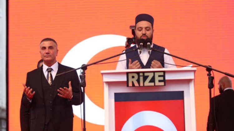 Mitinglerde Sedat Peker’in yanından ayrılmayan tarikatçı kim?