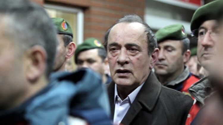 Kara para aklayıcılarının önü böyle açıldı…