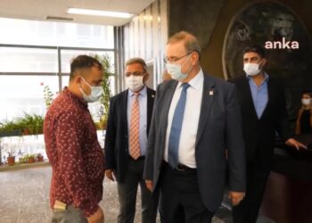 Kahvehanecinin isyanı: Çocuğumun telefonunu satmaya geldim