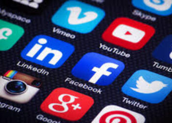 Telefonunuza asla yüklemeyin. Resmen eritiyor