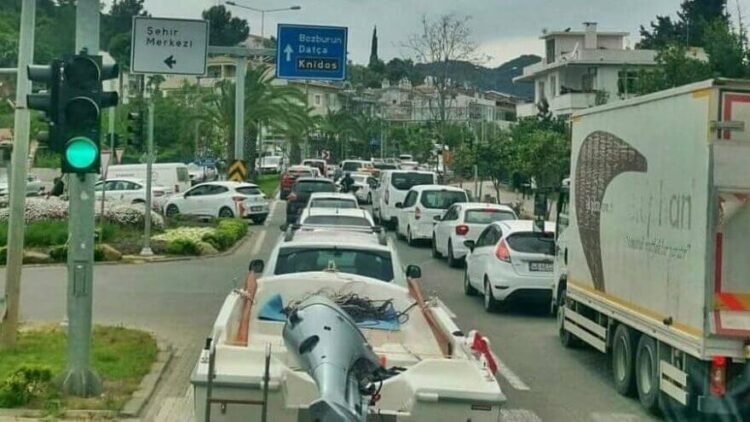 600 bin kişi gelen Muğla’yı salgın korkusu sardı