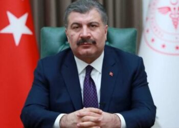 Bakan Koca: Hastaneye başvuranların sayısı yarı yarıya düştü