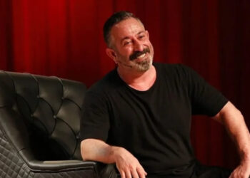 Cem Yılmaz’dan hunili paylaşım