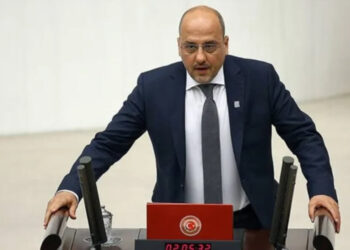 Ahmet Şık: Soylu da kaybederken kaybettirmekten çekinmeyeceğini söyledi