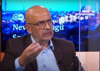 Berberoğlu: Erdoğan’ın Soylu ve Akar’dan rahatsız olduğu konuşuluyor