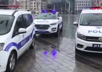 Taksim’de intihar girişimi: Metro seferleri durduruldu