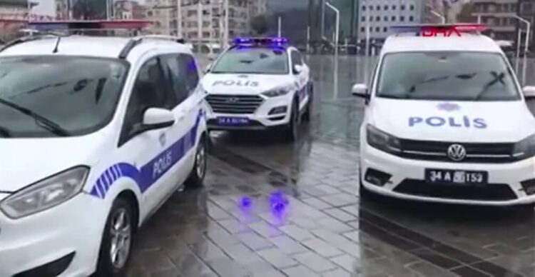 Taksim’de intihar girişimi: Metro seferleri durduruldu