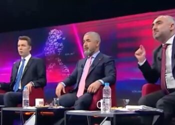 İsmail Saymaz, Metin Külünk ile ilgili 3 defa peş peşe sordu!