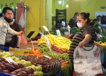 Pazar torbaları iki kat pahalıya doluyor