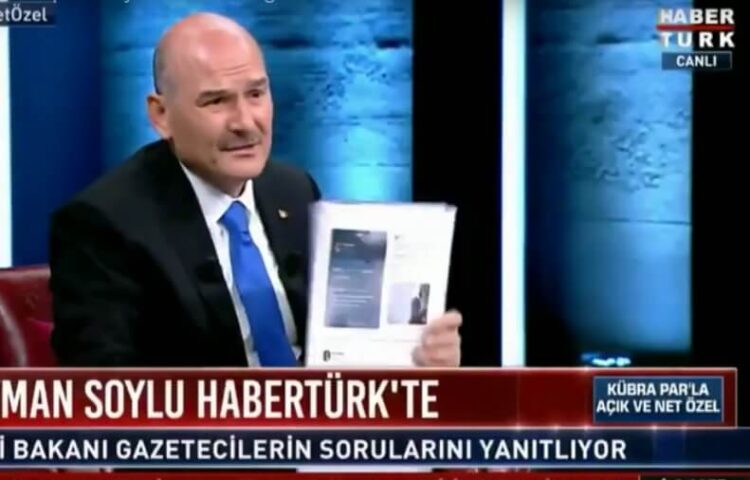 Öyle bir şey söyledi ki… Canlı yayındaki sözlerini kimse fark etmedi!