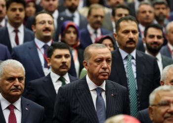 Ankara’da kazan kaynıyor: AKP’de Erdoğan sonrası için kavga başladı!