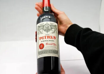 Uzaya gönderilen şarapla ilgili şaşırtan keşif