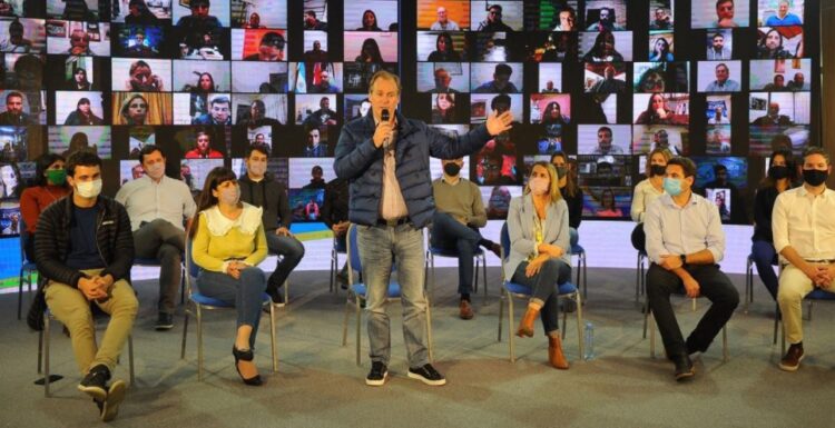 Arjantinli valinin Zoom etkinliği pornografik görüntülerle “bombalandı”