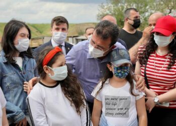 İmamoğlu’ndan hayvan üreticilerine destek: “İstanbul’un gündeminde, İstanbul’un tarımı var”