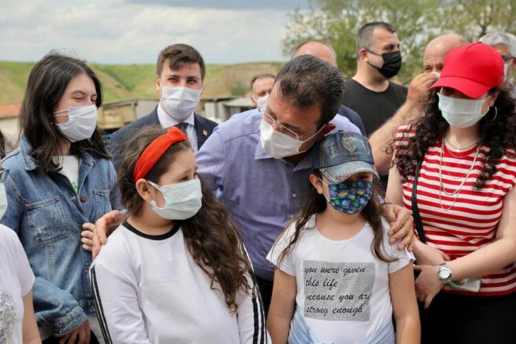 İmamoğlu’ndan hayvan üreticilerine destek: “İstanbul’un gündeminde, İstanbul’un tarımı var”