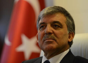 Adaylık için Abdullah Gül’ü, Akşener’e teklif eden liberal solcu kim?