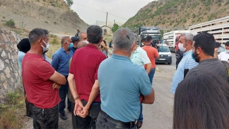 Tunceli’de göçerler isyan etti: ‘Eroin taşısaydık bu kadar zorluk çıkarmazlardı’