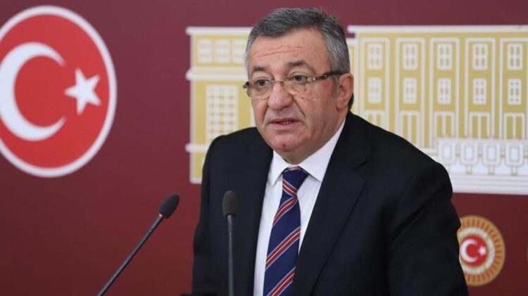 CHP’li Engin Altay: İstifa edenlerin partiyi acımasızca karalamaları yakışık almaz
