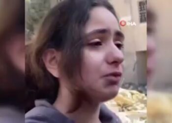 Filistinli küçük kızdan yürek burkan soru: Neden füze atarak çocukları öldürüyorsunuz
