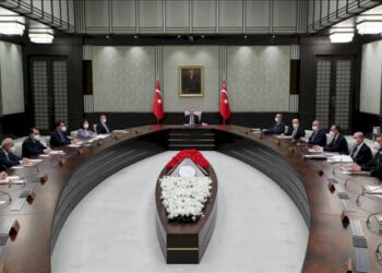 Normalleşmede yeni adımlar neler olacak? Türkiye’nin gözü Kabine toplantısında
