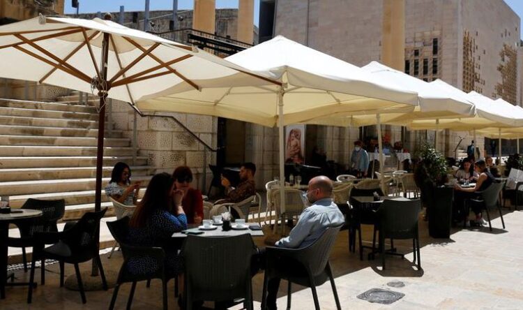 AB’de ilk sürü bağışıklığını kazanan ülke belli oldu