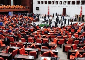 Meclis’te HSK seçimi: HDP Genel Kurulu terk etti