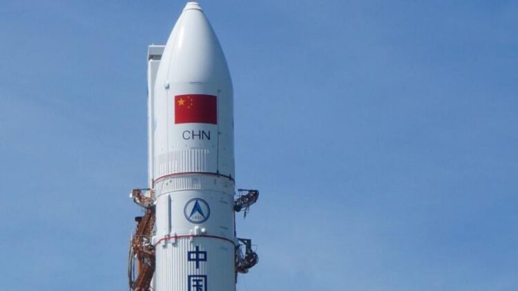 İletişim fakültelerine ders niteliğinde: Çin roketinin kalıntıları VS SpaceX kalıntıları!