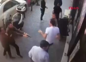 Polis yelekli soygundan gerçek polis çıktı