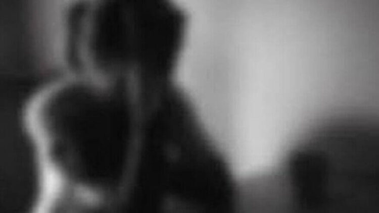 Engelli kızı taciz etti, serbest kaldı